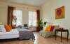 hotel_img